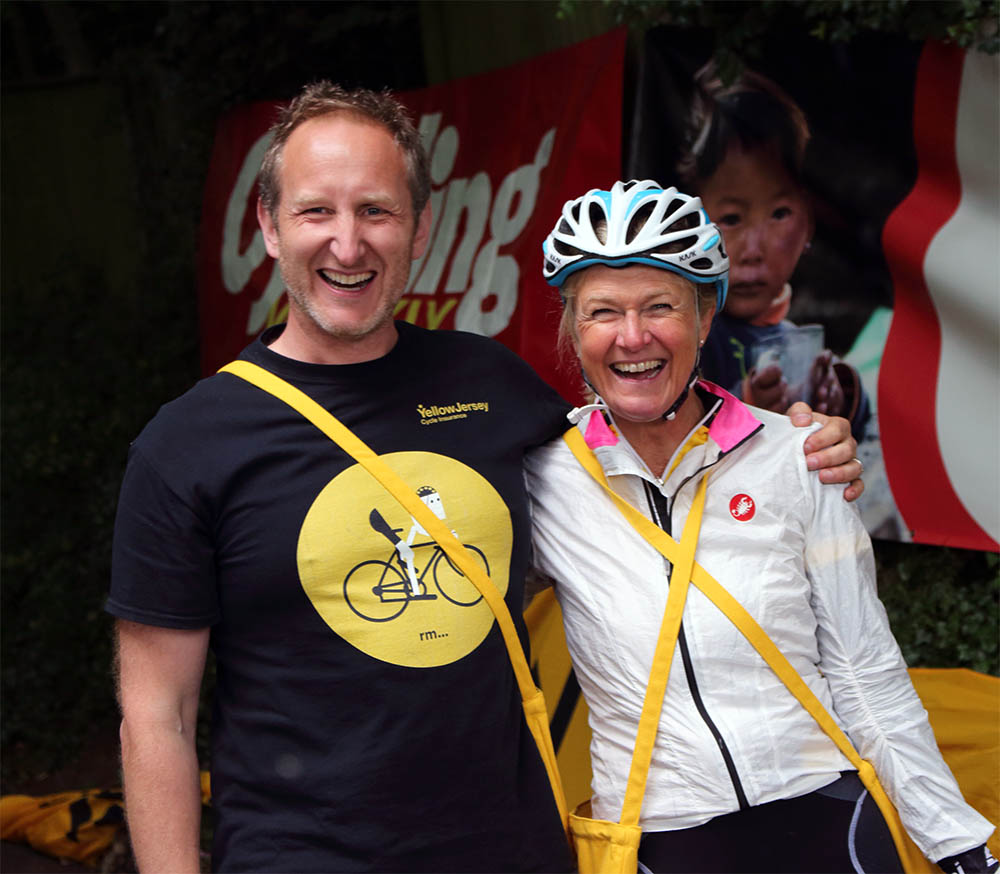 Yellow Jersey with Womens Vets winner Lesley Wilkinson