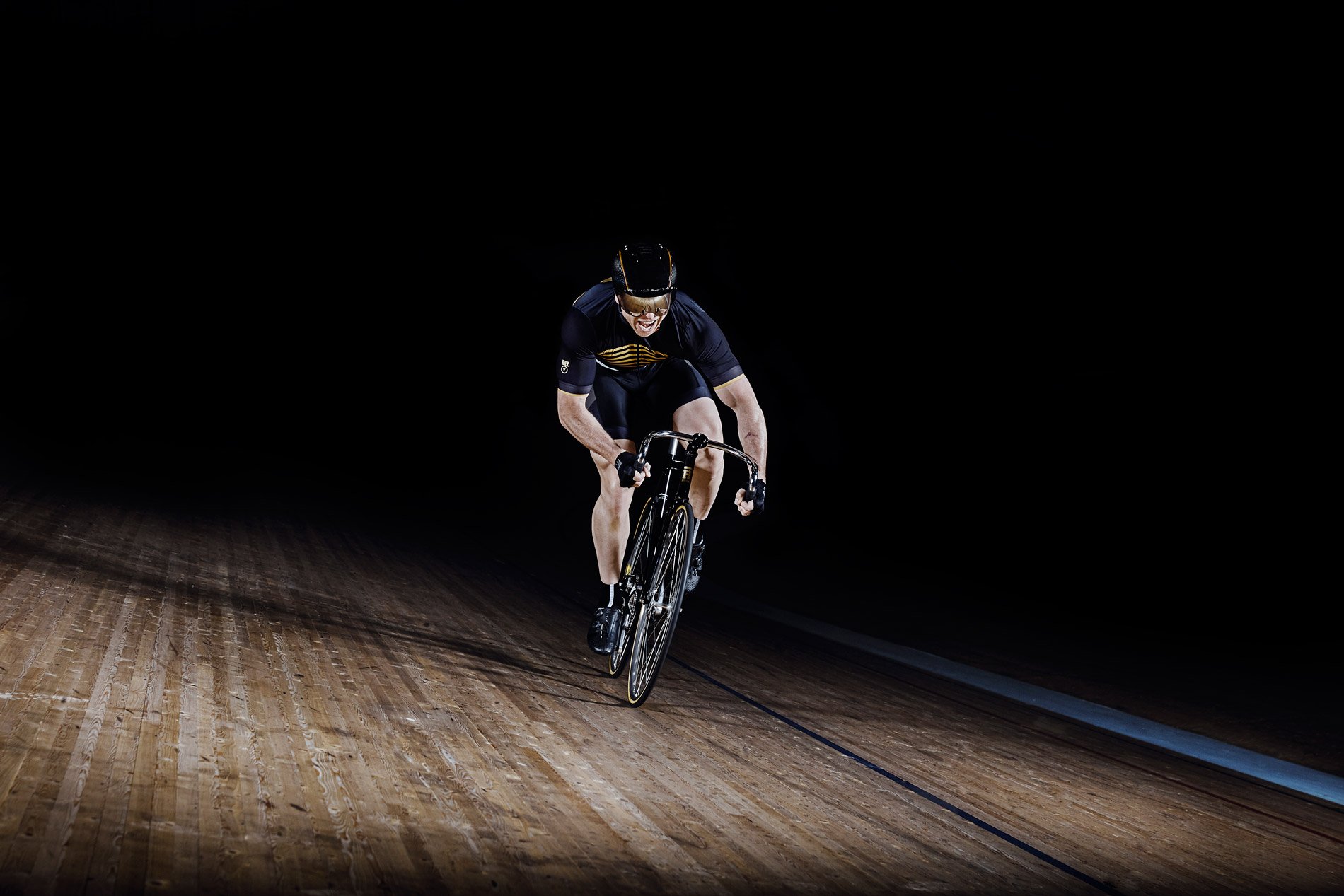 Chris-Hoy-Velodrome-Vulpine-jersey-photography