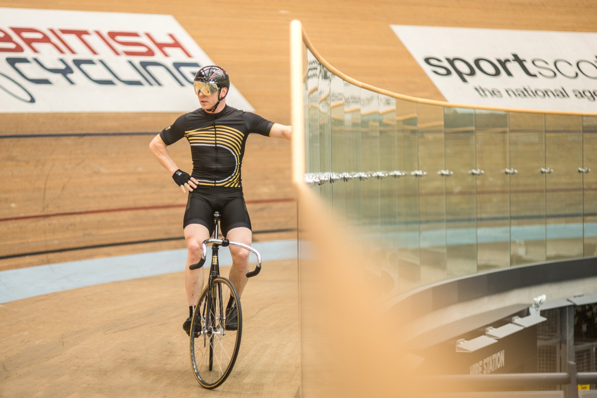 Chris-Hoy-Track-Stand