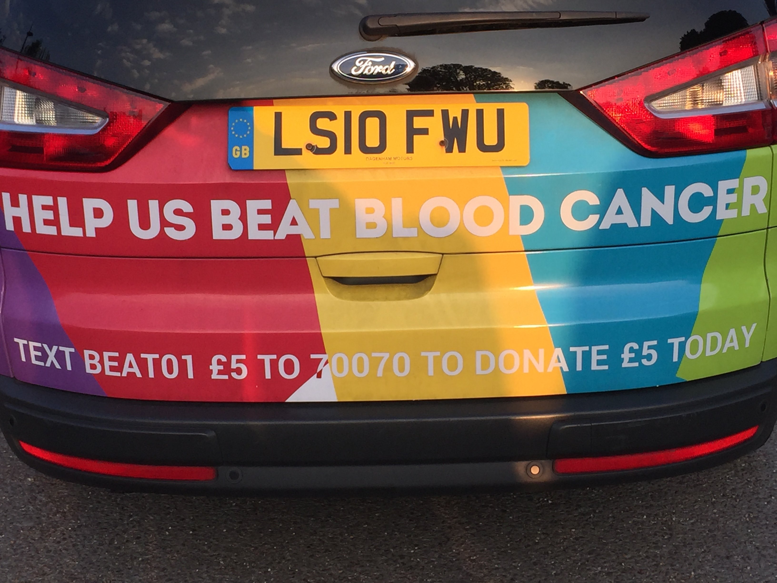 Bloodwise-london-to-paris-support-vehicle