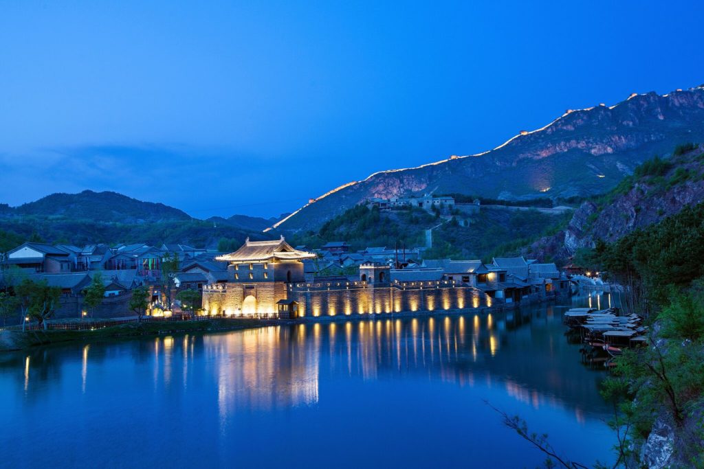 The Great Wall by night