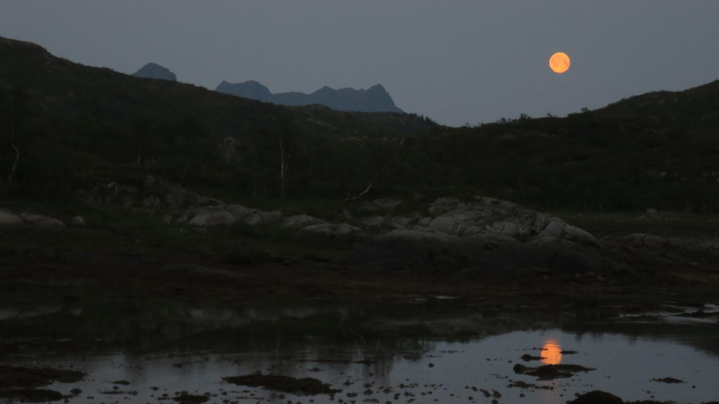 Cycling Norway Full moon in Norway