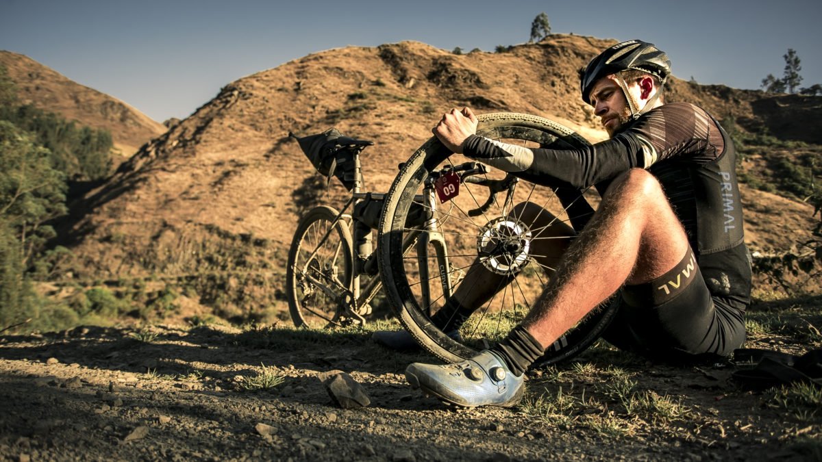 Cycling in Peru - puncture