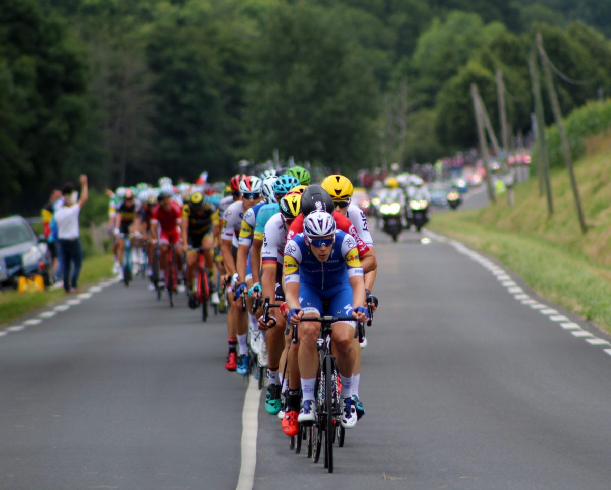 headwind cycling 